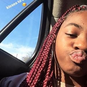 Meet your Posher, Virginia